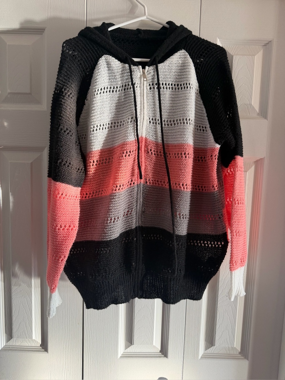 Women’s Black, White & Coral Striped Knit Hoodie Sweater Size 2XL